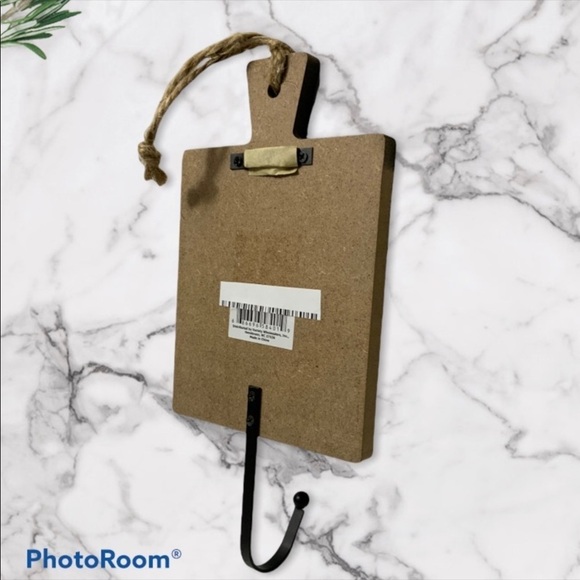 Wall Hook Kiss the Cook Phrase Decorative Wall Sign Hanging NEW - Picture 4 of 9